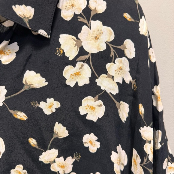 Lord & Taylor Black Floral Button Down Shirt Size XL NWT - Picture 5 of 8